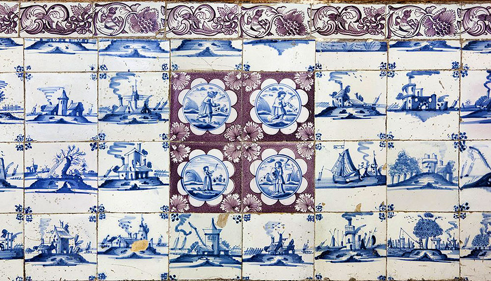 Exemple de carrelage ancien en faïence